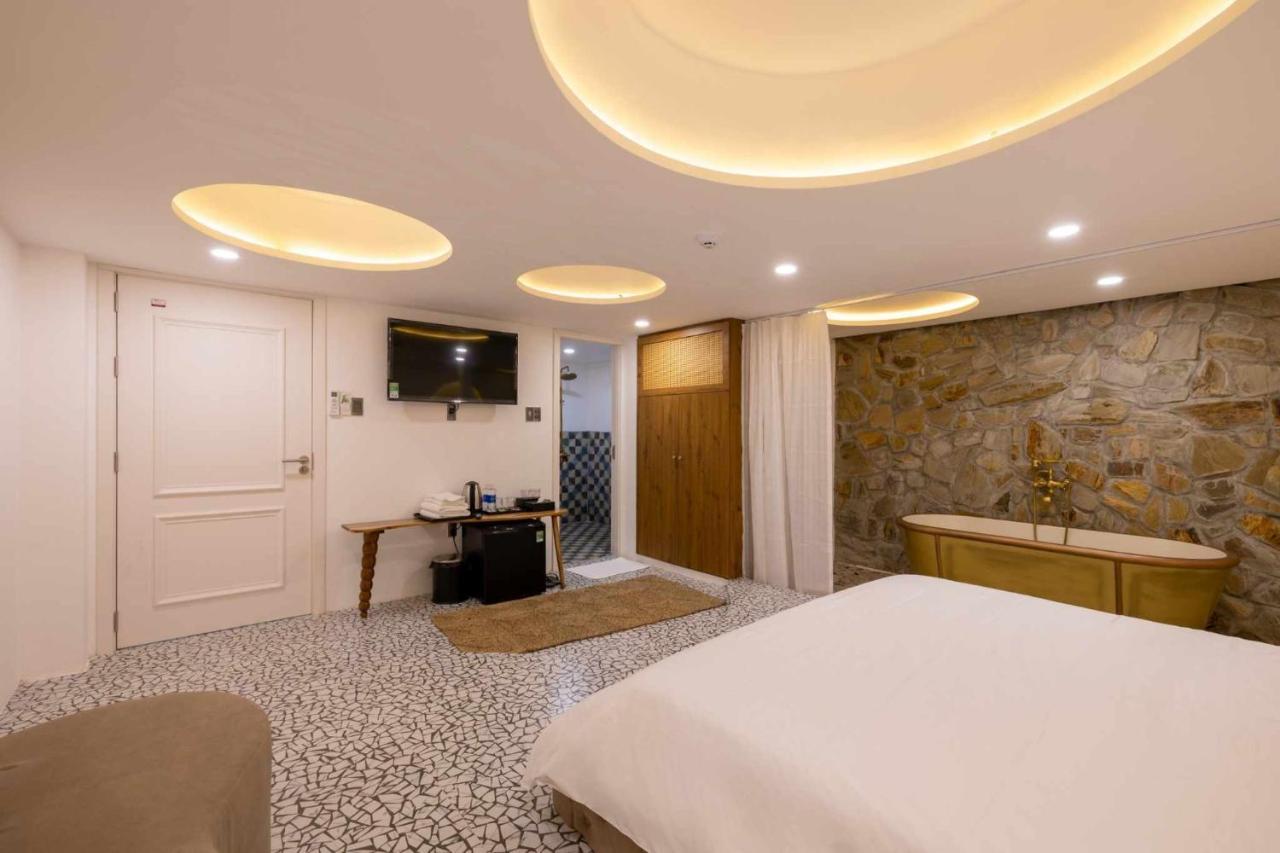 Pisces Hotel เว้ ภายนอก รูปภาพ
